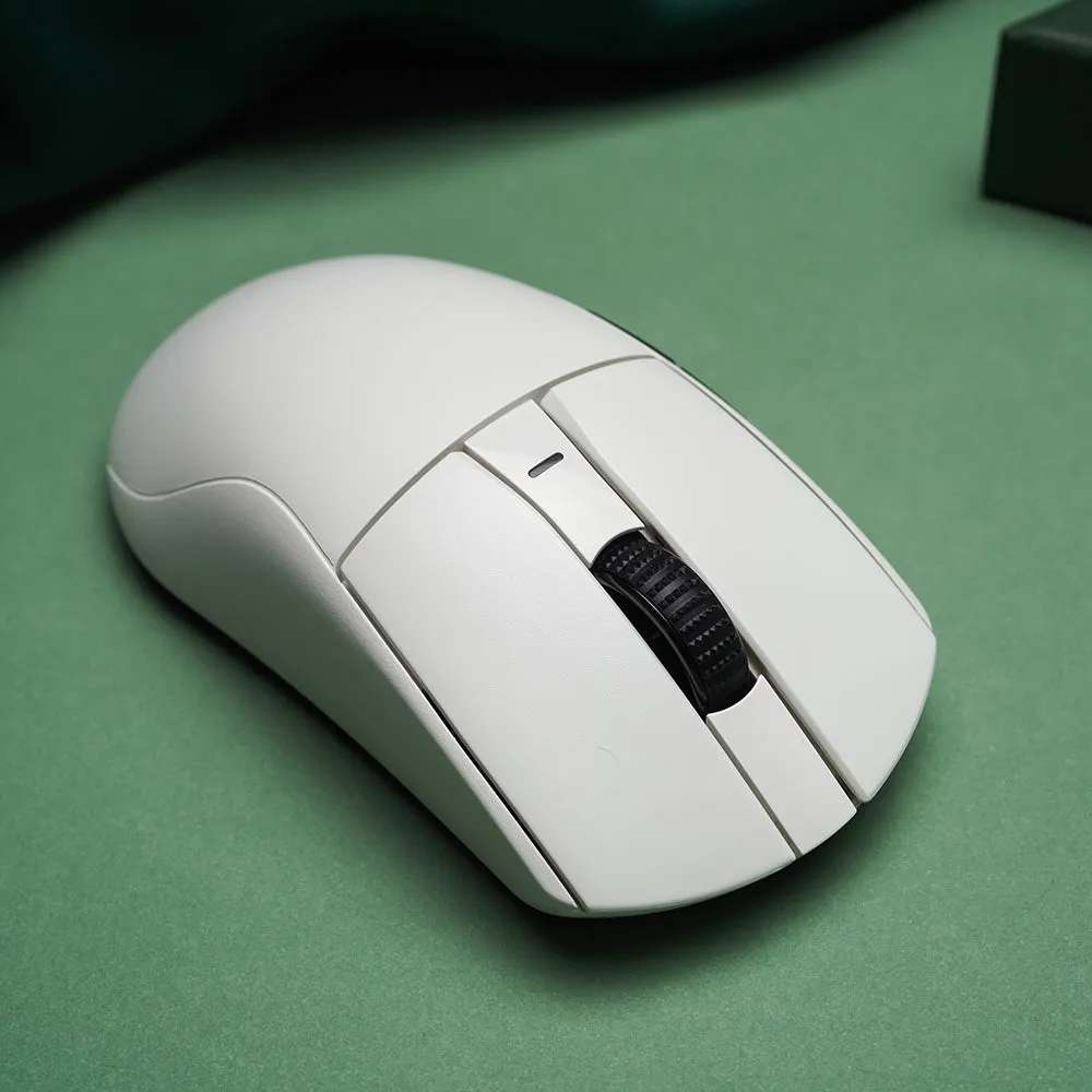 DAREU A950Pro PAW3395 Mouse