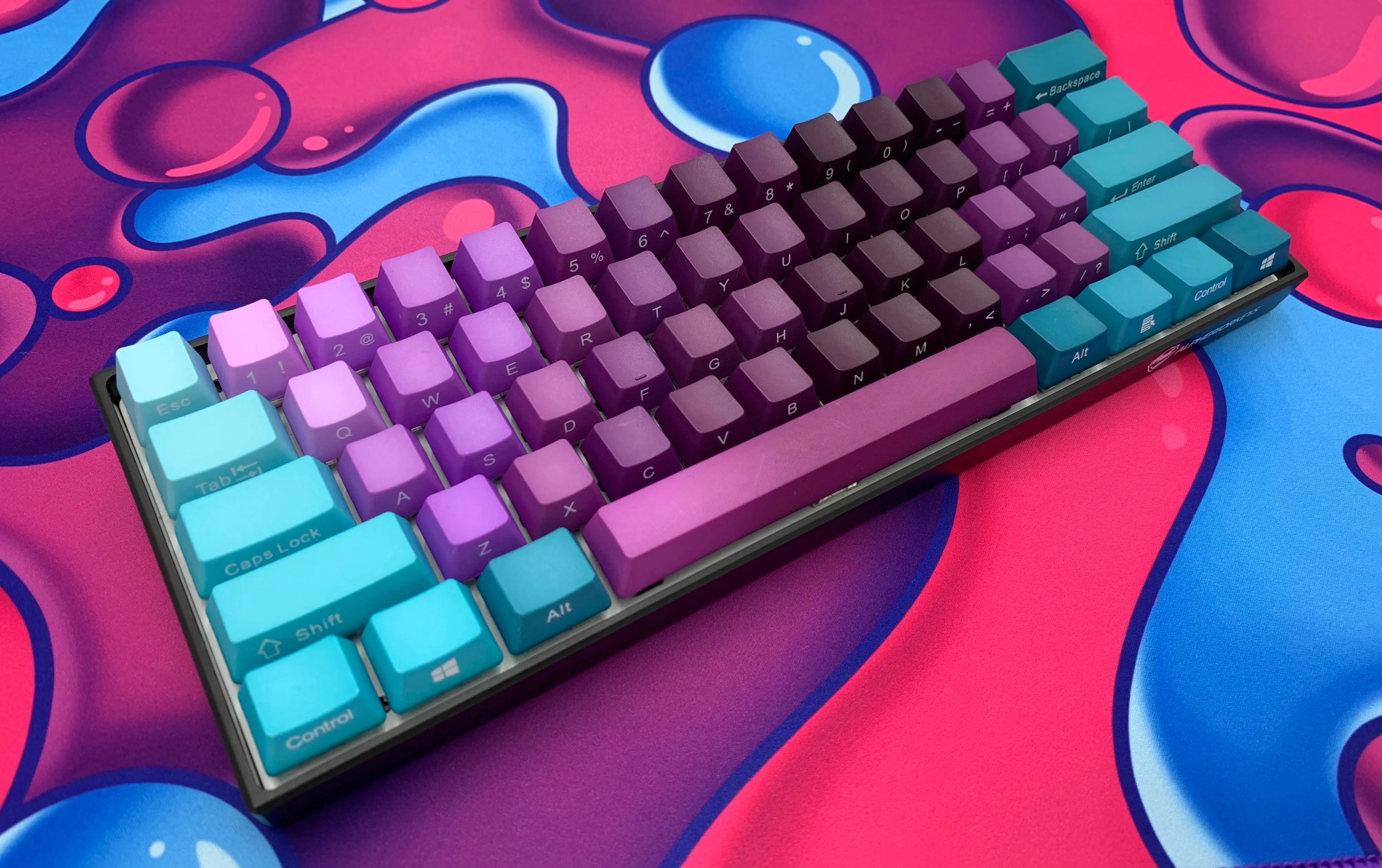 Hayabusa 60% Keyboard - Amethyst Fade