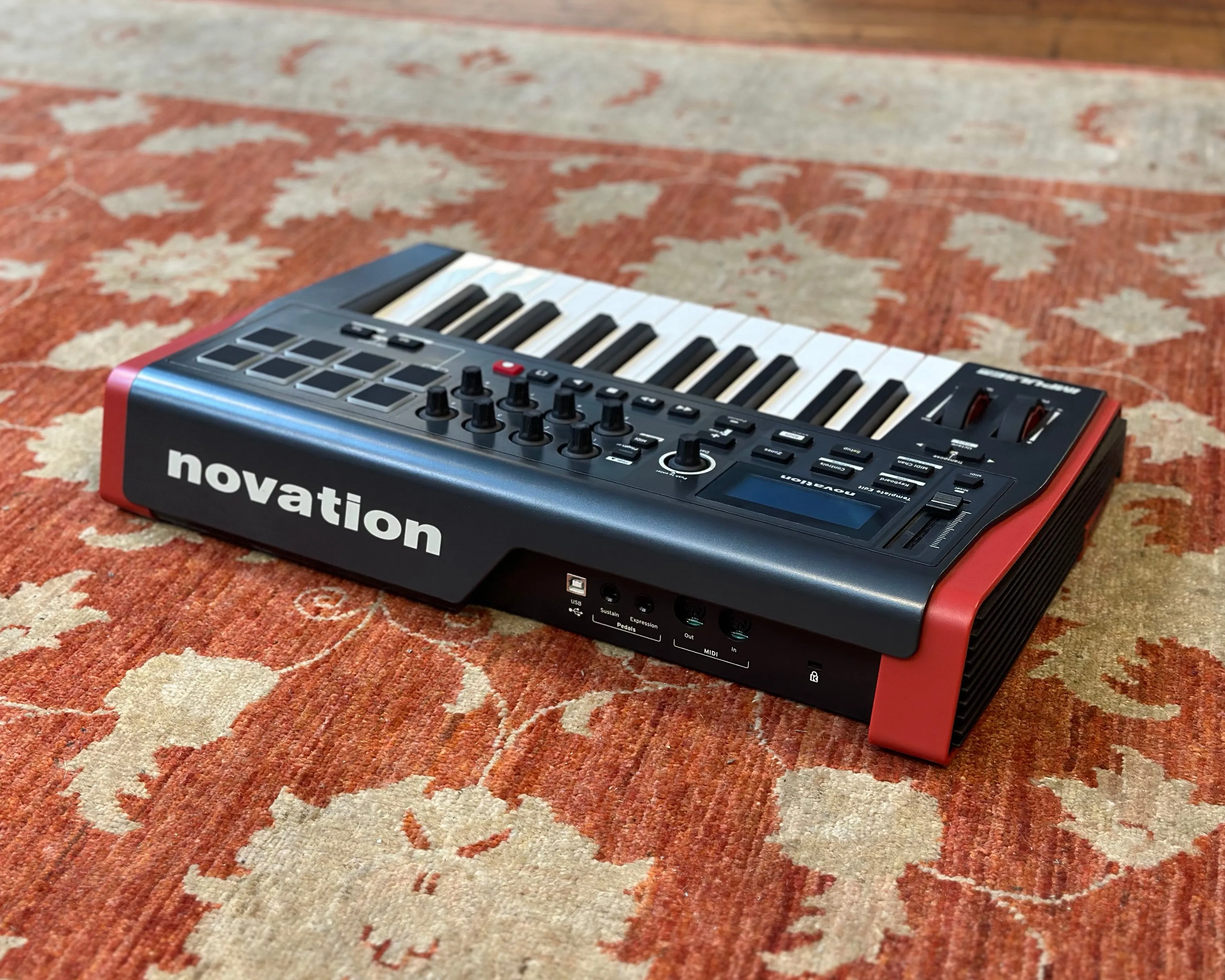 Novation Impulse 25 USB USB/MIDI Controller Keyboard